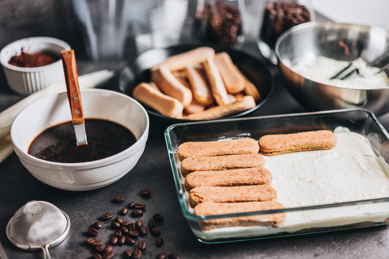 Tiramisu Pastry Baked Sweets - yousafbhutta / Pixabay