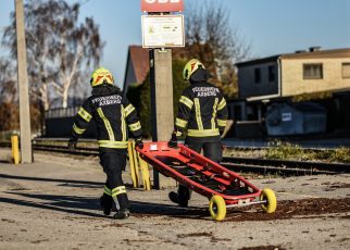 Firefighter Stretcher Accident  - SmartEm / Pixabay