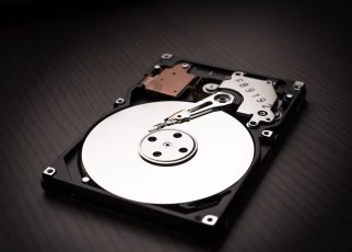 Hard Drive Data Store Harddisk Disk  - christopher_muschitz / Pixabay