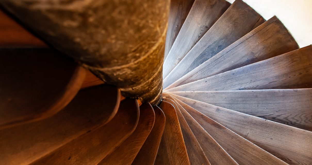 Stairs Spiral Staircase Wood  - wal_172619 / Pixabay