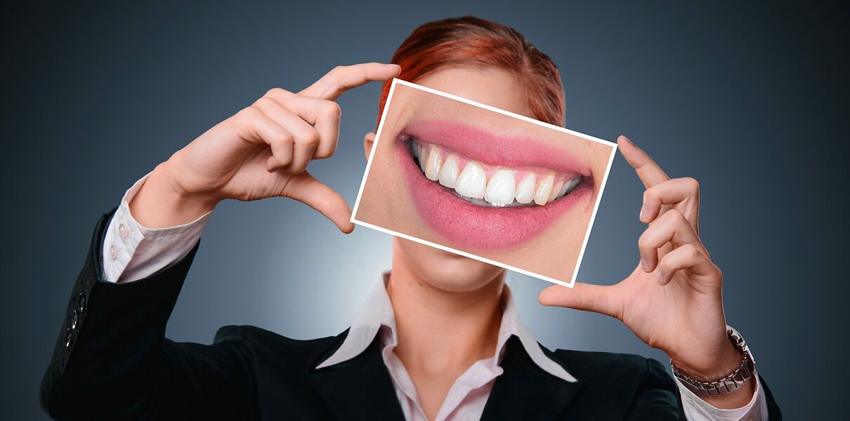 woman smile teeth health tooth 3498849